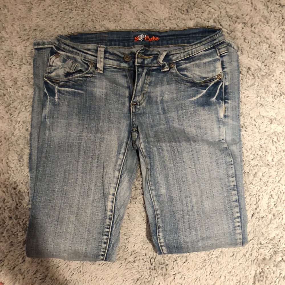 Light wash denim jeans